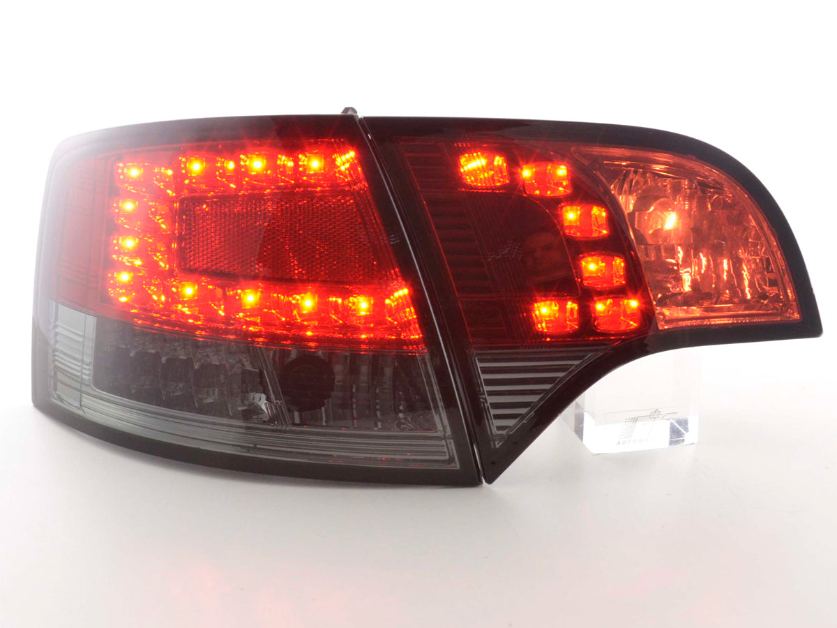 LED Rückleuchten Set Audi A4 Avant Typ 8E 04-08 rot/schwarz LED Rückleuchten Set Audi A4 Avant Typ 8E 04-08 rot/schwarz
